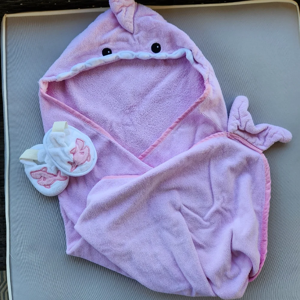 Pink shark hooded wrap towel and slippers